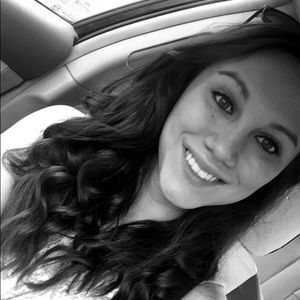 Meet your Posher, Rebecca